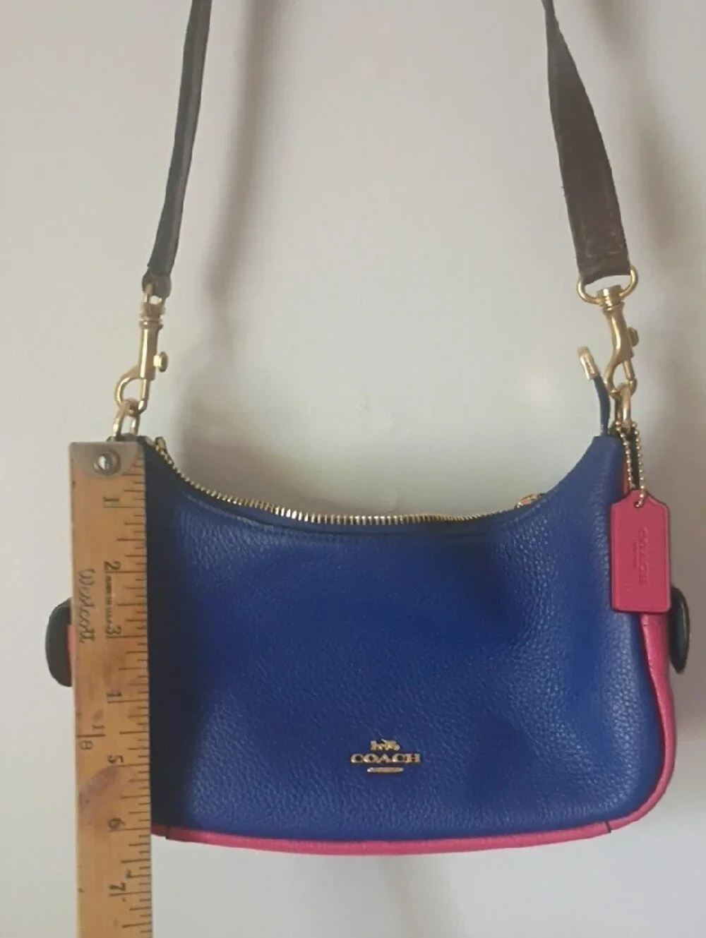 Coach Pennie Shoulder Bag 25 in colorblock sport blue. Style No: C6816